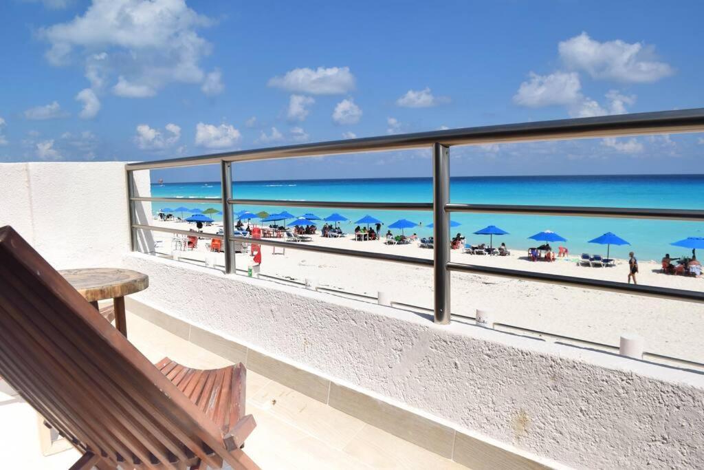 Ocean Front Villa Marlin, Best Location In Hotel Zone #109 坎昆 外观 照片