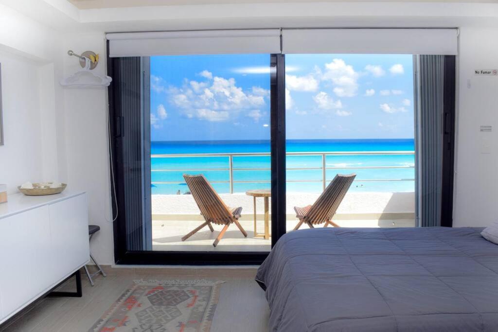 Ocean Front Villa Marlin, Best Location In Hotel Zone #109 坎昆 外观 照片
