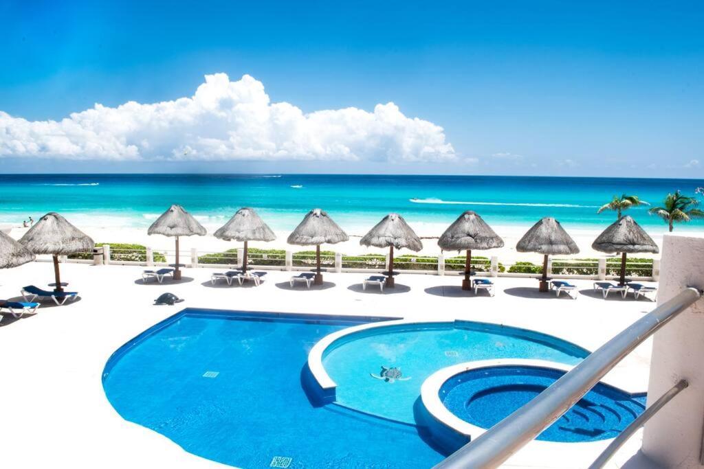 Ocean Front Villa Marlin, Best Location In Hotel Zone #109 坎昆 外观 照片