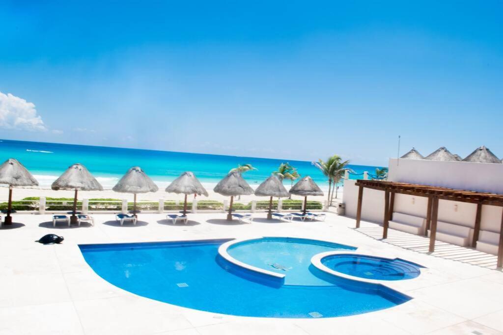 Ocean Front Villa Marlin, Best Location In Hotel Zone #109 坎昆 外观 照片