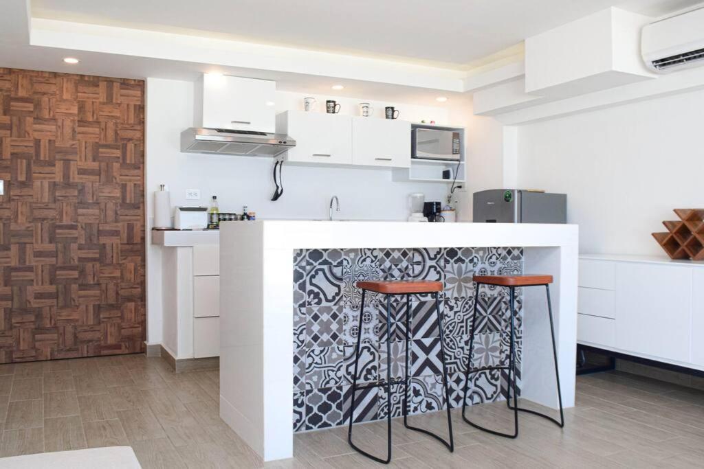 Ocean Front Villa Marlin, Best Location In Hotel Zone #109 坎昆 外观 照片