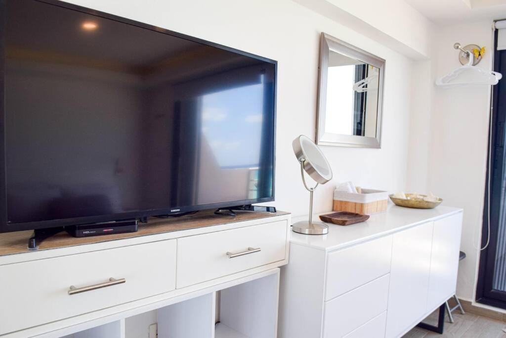 Ocean Front Villa Marlin, Best Location In Hotel Zone #109 坎昆 外观 照片